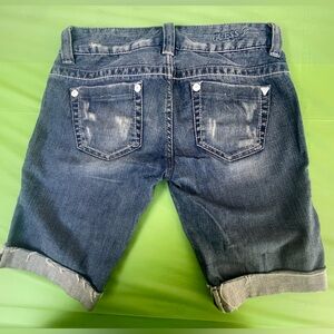 LOW RISE GUESS Denim Shorts SIZE 24